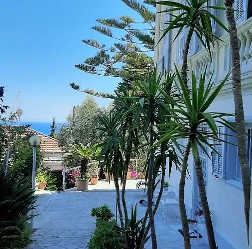 Pergolato Apartment Sanremo