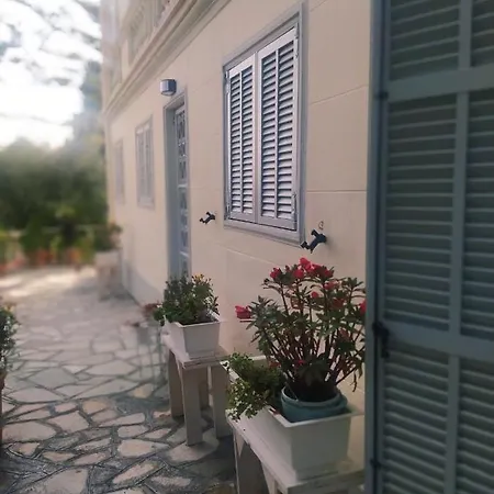 Pergolato Apartament *